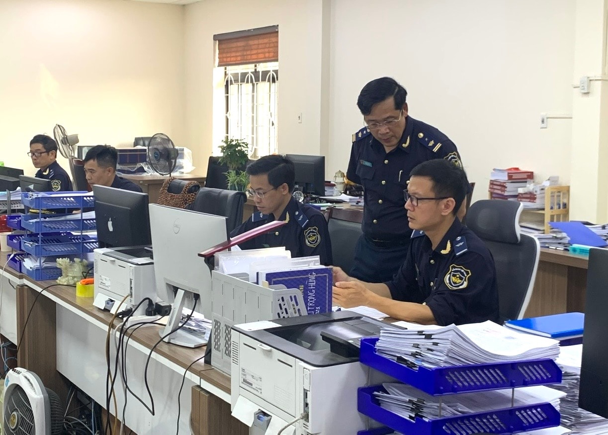 Chi cục Hải quan khu vực 3 'về đích' sớm thu ngân sách