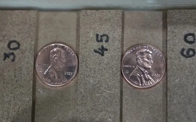 Những đồng một xu cuối cùng được sản xuất tại Mỹ. ẢNH: AP
