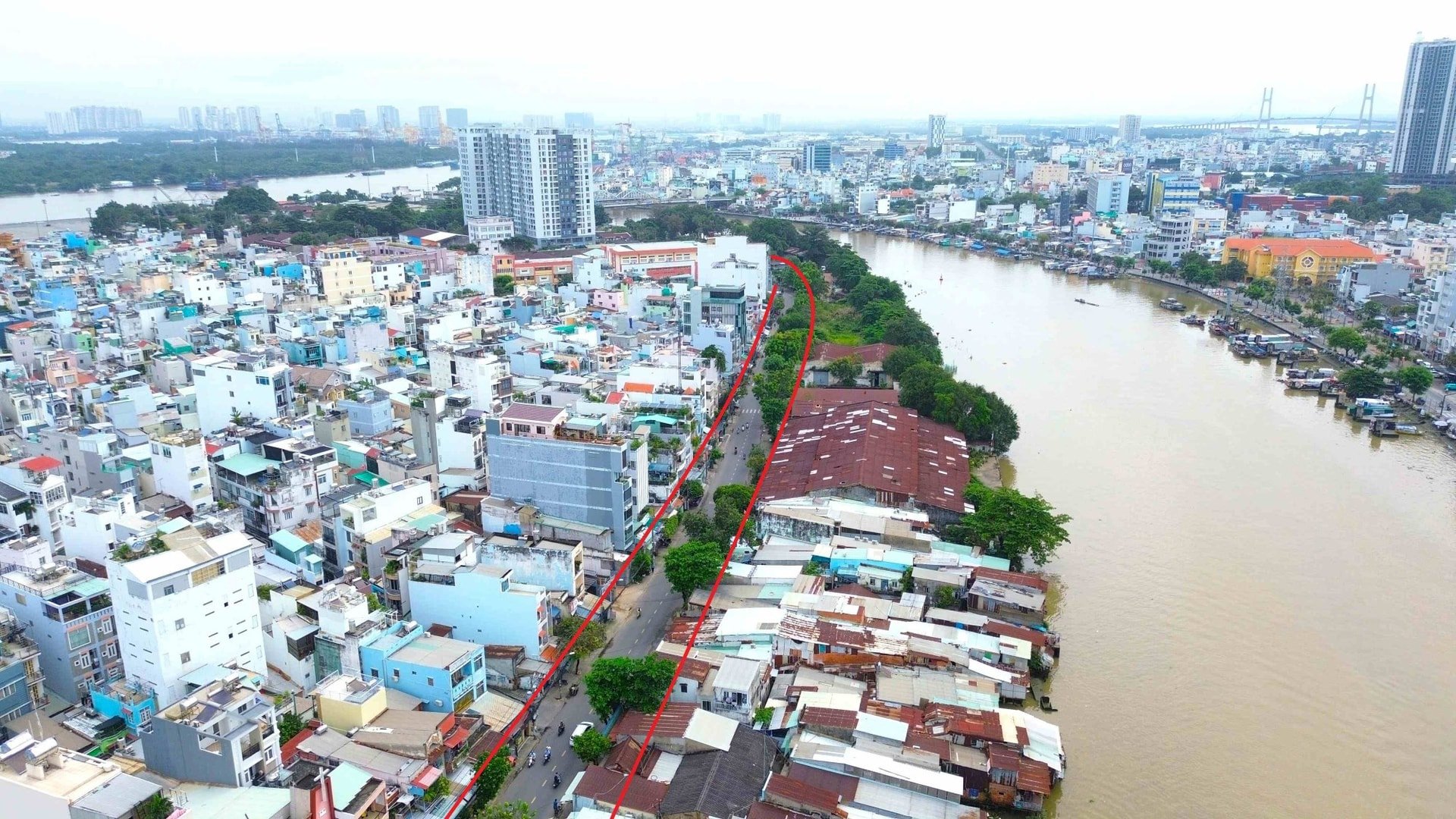 プロジェクト実施のため、テ運河沿いの住宅地が整地される予定。