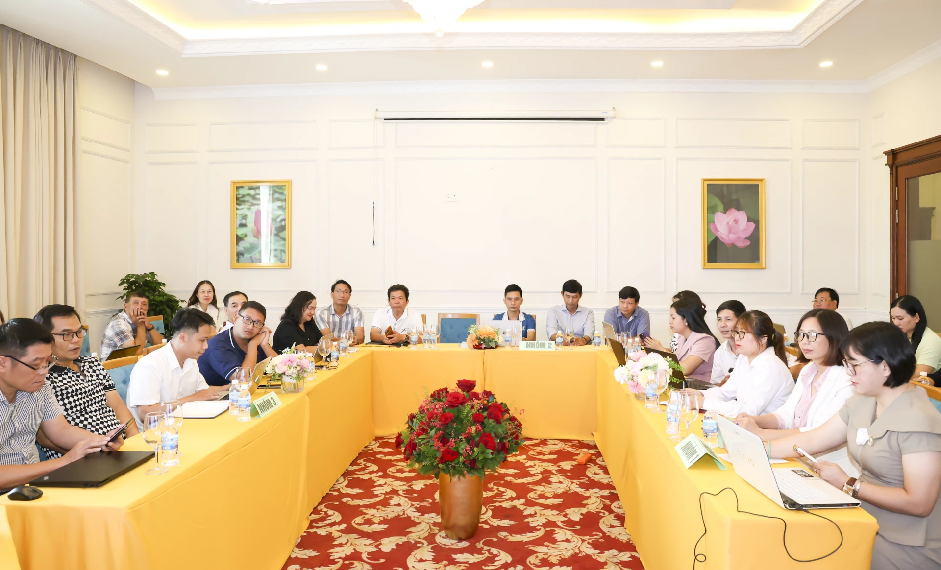 Εκπαιδευόμενοι που παρακολουθούν το εκπαιδευτικό πρόγραμμα.