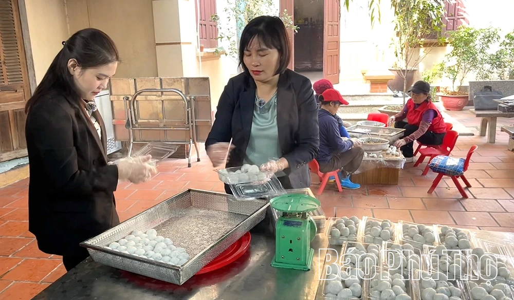 עוגת Hop Thinh Hon: מפתח הזהב לאיכות המסורתית