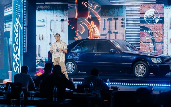 Phát hiện lỗ hổng zero-day đe dọa an toàn hệ thống xe kết nối toàn cầu - Ảnh 1.