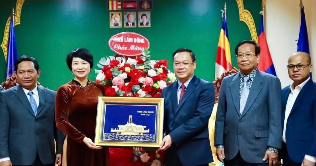 Đoàn công tác tỉnh Lâm Đồng thăm và làm việc tại tỉnh Mondulkiri, Vương quốc Campuchia