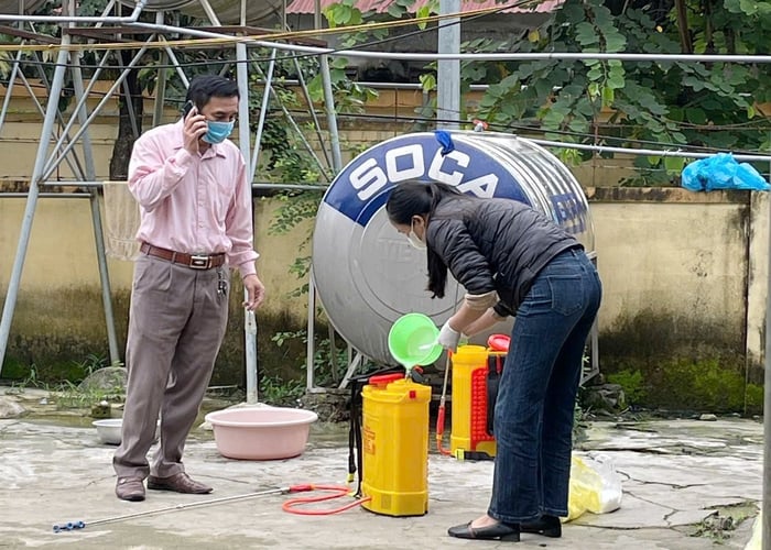 Nghe An: Hele skolen har fri på grunn av influensa A - Bilde 3. Nghệ An: Cả trường nghỉ học vì cúm A- Ảnh 3.