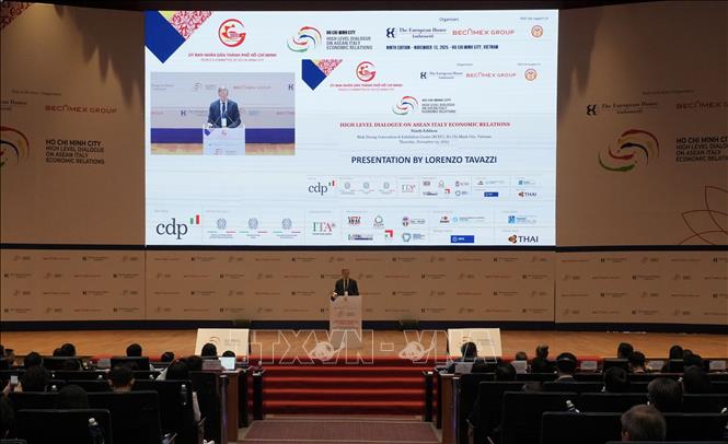 ចំណងជើងរូបថត