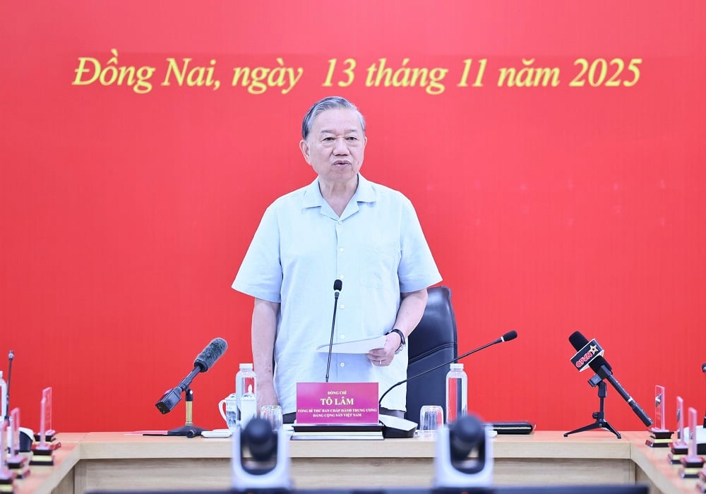 ທ່ານ​ເລຂາທິການ​ໃຫຍ່ To Lam ກ່າວ​ຄຳ​ເຫັນ​ທີ່​ກອງ​ປະຊຸມ. ພາບ: ກົງຫງວຽນ