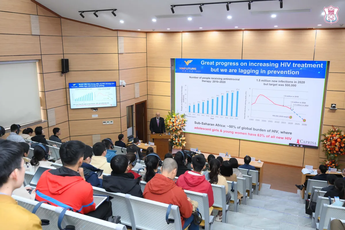 Điểm mới của VinFuture mùa 5: 10 đại học chung tay thắp lửa tri thức cho thế hệ trẻ - Ảnh 3.