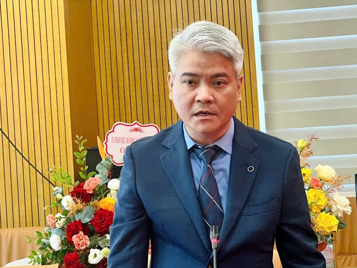 Tân Phó Vụ trưởng Vụ Pháp chế Phạm Quang Hưng phát biểu nhận nhiệm vụ. Ảnh: Phạm Oanh.