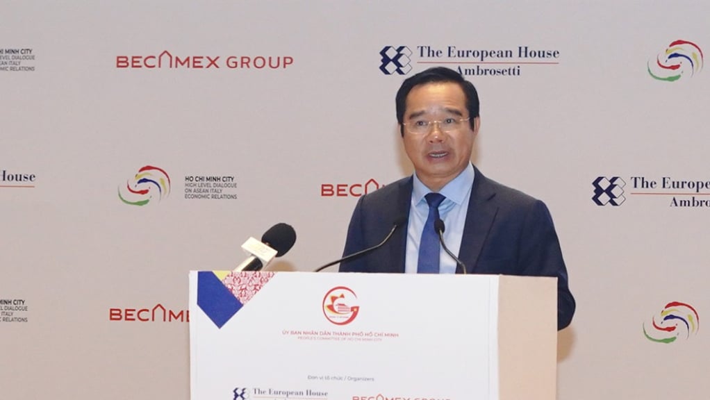 ທ່ານເລຂາທິການໃຫຍ່ຄະນະບໍລິຫານງານສູນກາງພັກ, ປະທານຄະນະກຳມະການປະຊາຊົນນະຄອນໂຮ່ຈິມິນ ຫງວຽນວັນຟຸກ ກ່າວຄຳເຫັນວ່າ.