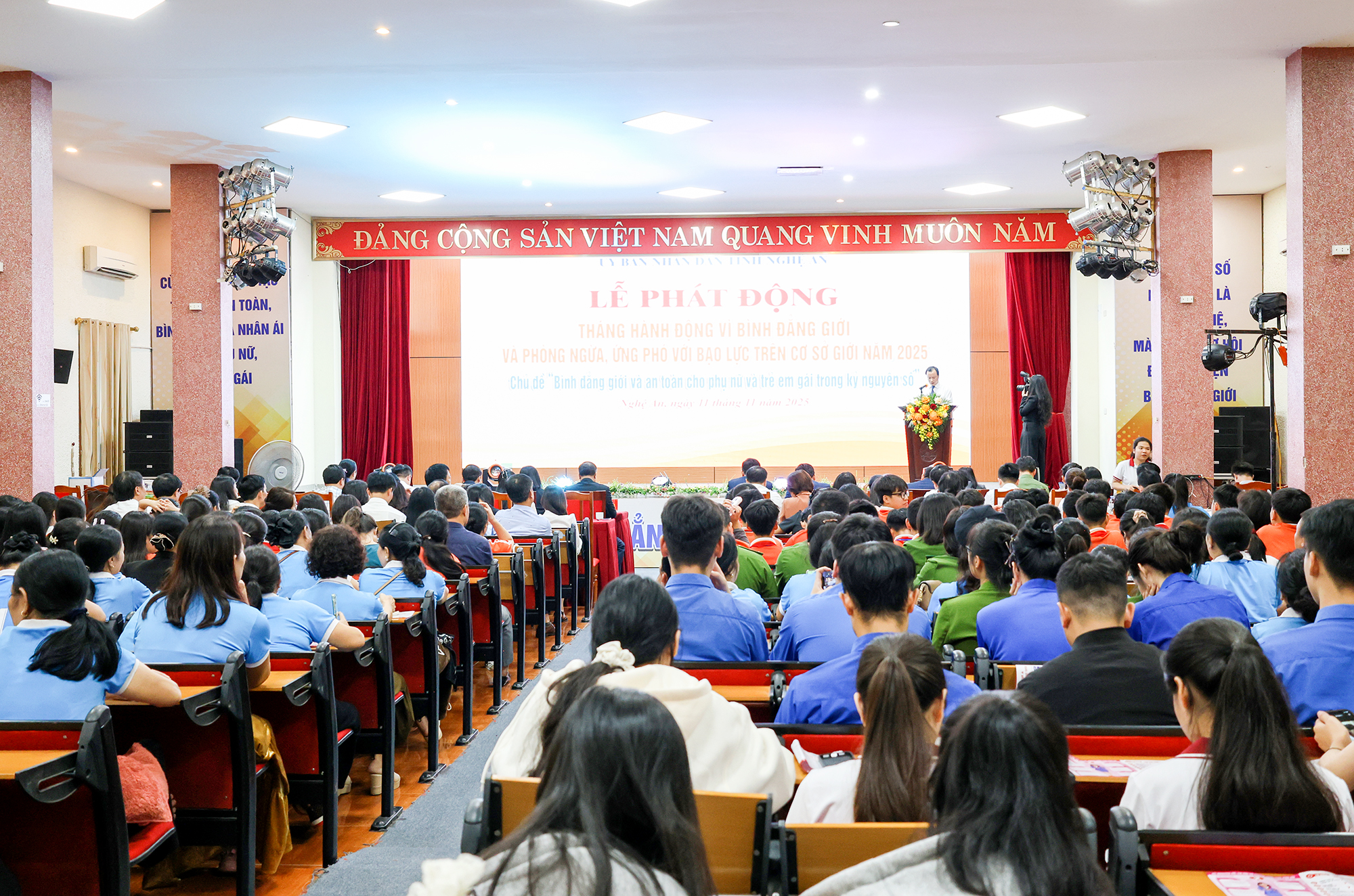 Angličtina: Zprávy