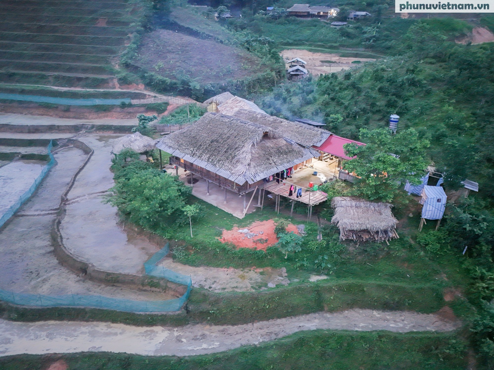 Phụ nữ Tày ở Bản Liền 