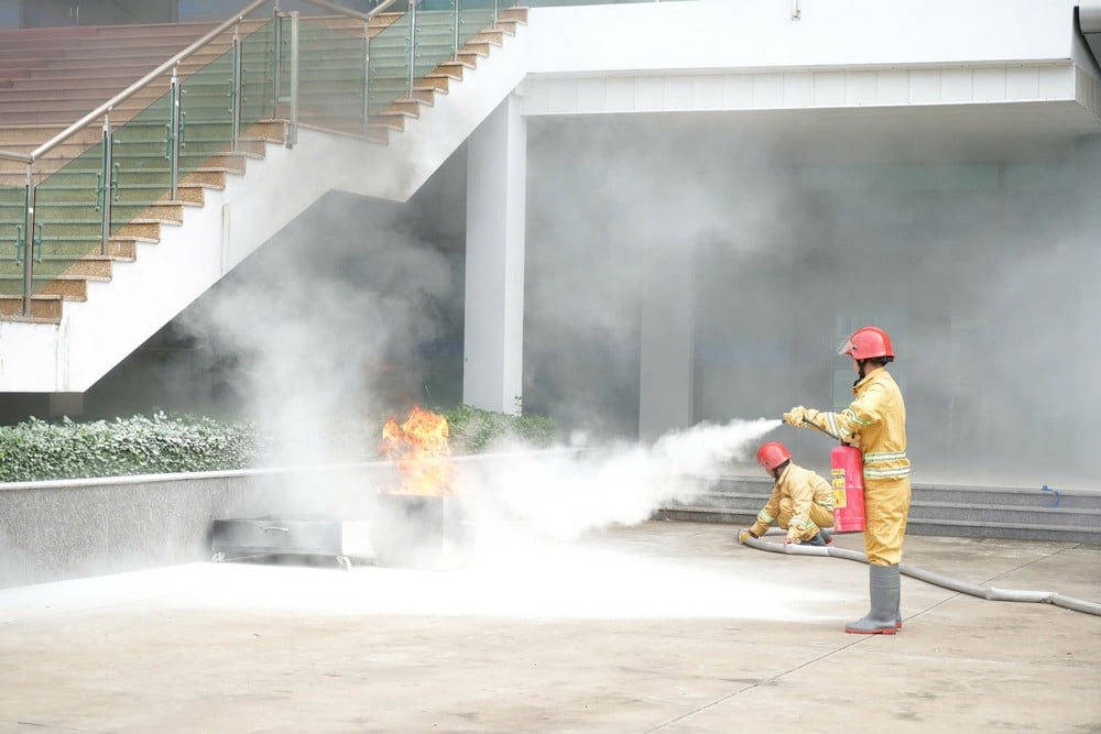14 листопада війська взяли активну участь у навчанні з підготовки до пожежогасіння та рятувальних робіт.