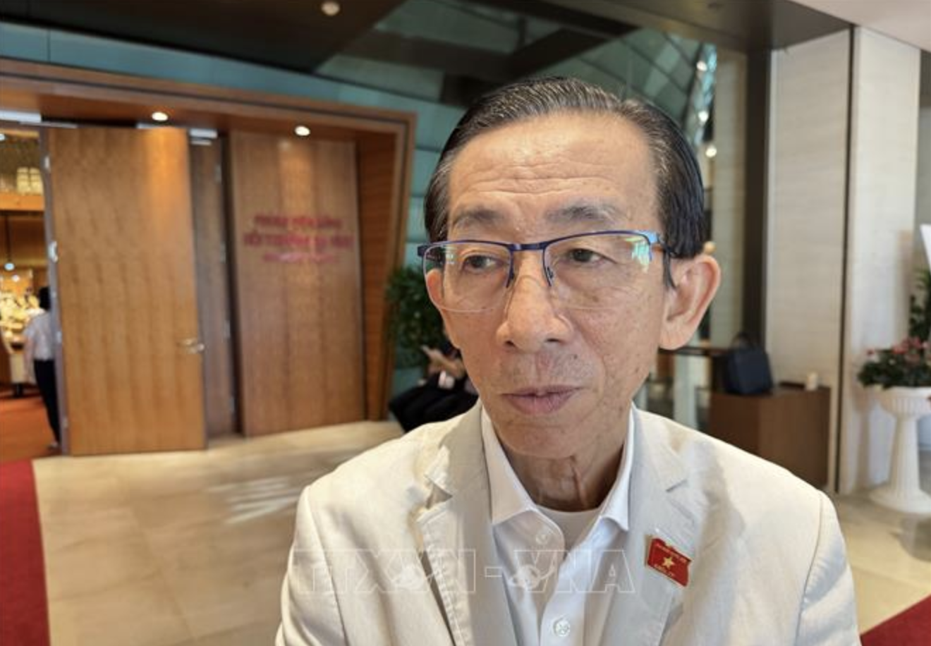 Cần đánh giá tổng thể chính sách tiền lương, chế độ phụ cấp đối với nhà giáo