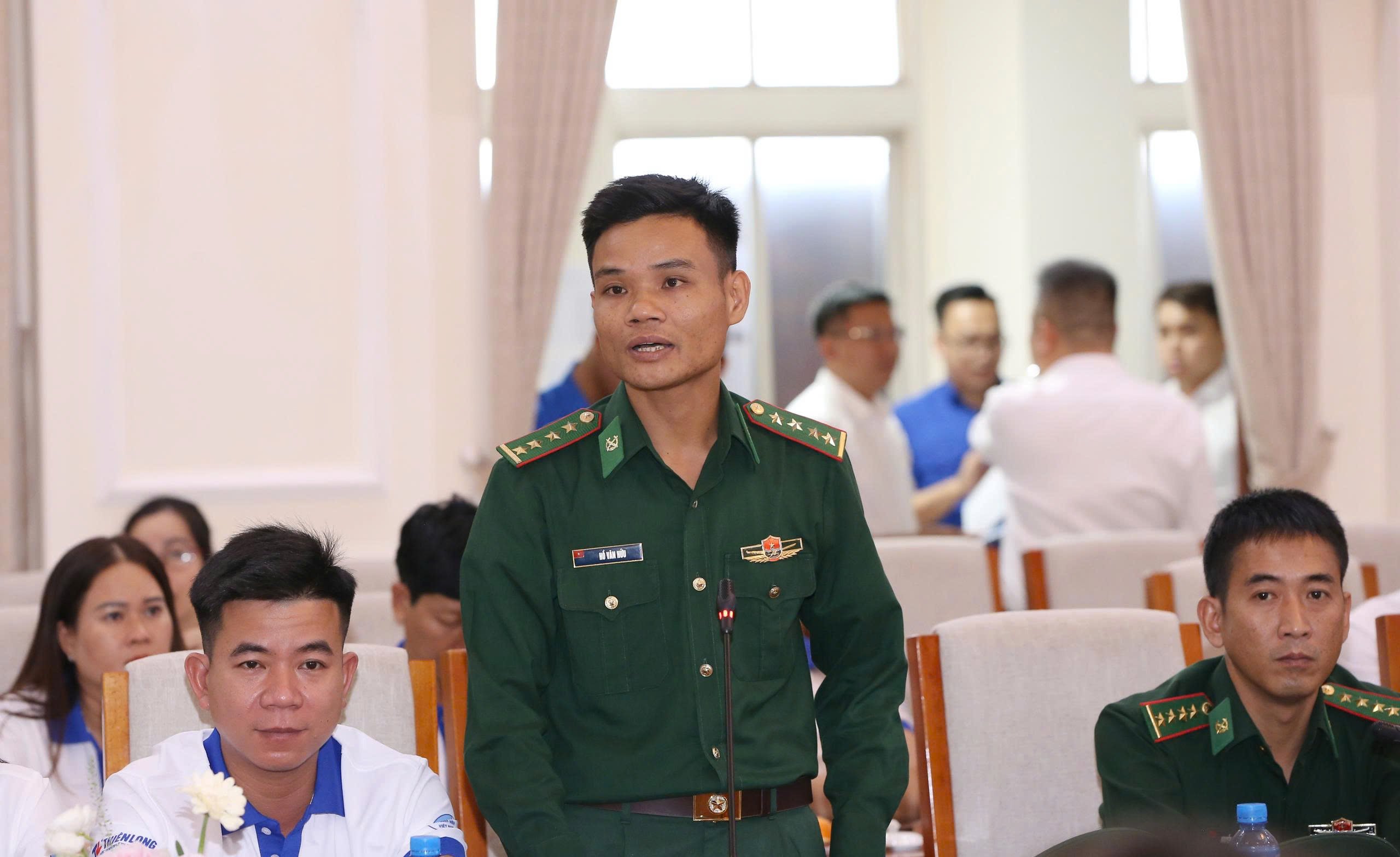 Vinh danh 80 giáo viên tiêu biểu trong chương trình “Chia sẻ cùng thầy cô” 2025- Ảnh 5.