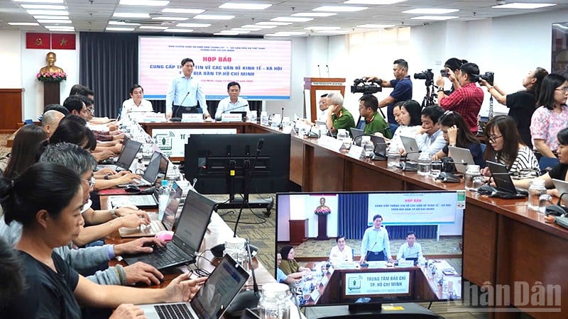 ទិដ្ឋភាពនៃសន្និសីទសារព័ត៌មាន។ (រូបថត៖ Linh Bao)