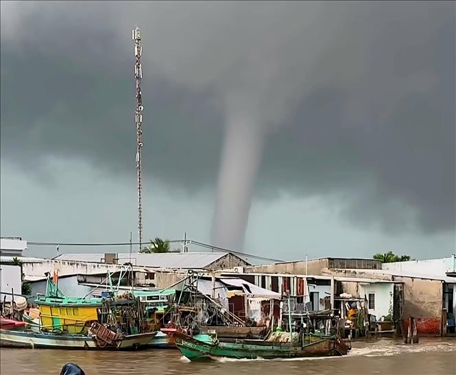 ຄຳບັນຍາຍຮູບ