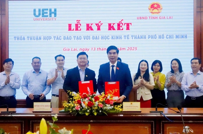 Gia Lai hợp tác với Đại học Kinh tế TP HCM đào tạo nhân lực chất lượng cao - Ảnh 1.