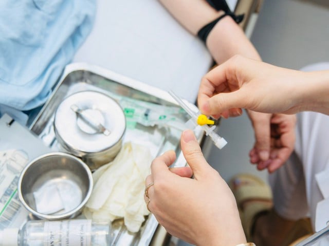 Bệnh viện K mua thuốc điều trị ung thư Pembroria giá rẻ từ Nga cho bệnh nhân - Ảnh 1.