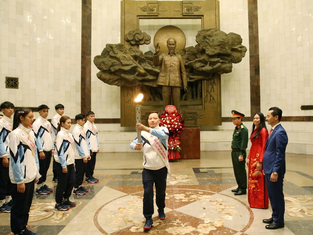 ទីក្រុងហាណូយបានប្រារព្ធពិធីបំភ្លឺនៅមហោស្រពកីឡារាជធានីលើកទី ១១ - រូបថត ៦