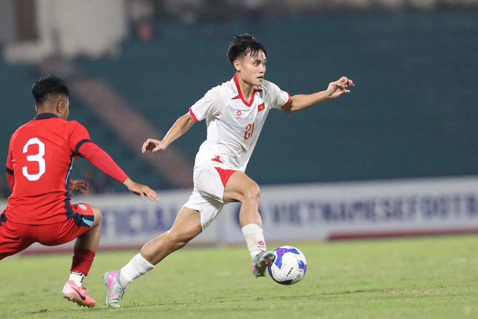 Chỉ trong 3 ngày, Minh Phúc sao mới nổi của U.23 Việt Nam ghi 2 bàn thắng đặc biệt quan trọng- Ảnh 2.