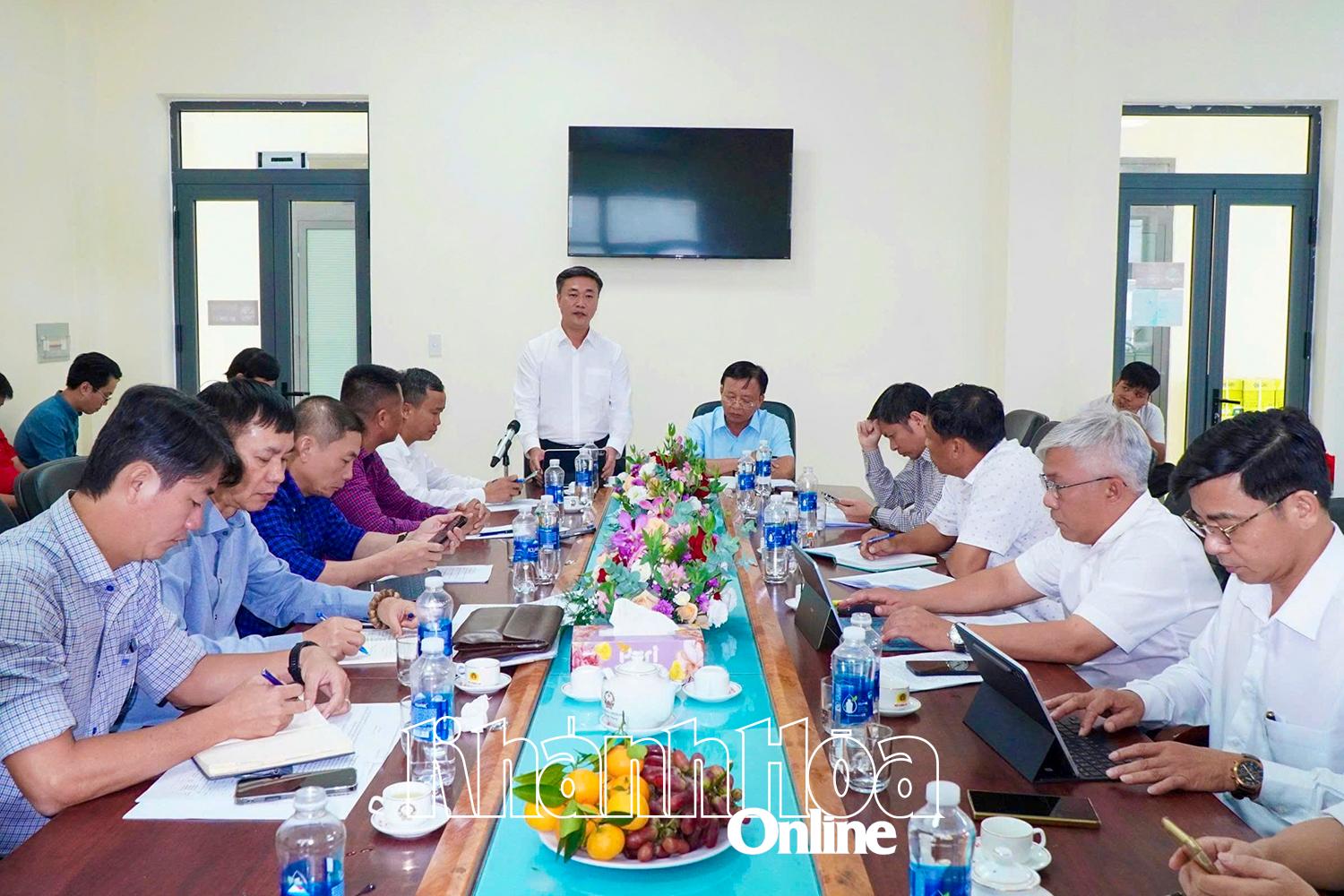 Заместитель министра Нгуен Вьет Хунг выступил с заключительной речью на встрече.