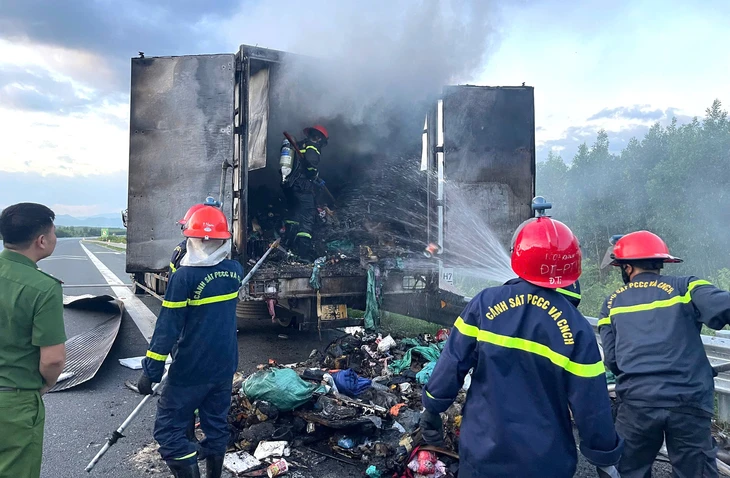 cao tốc - Ảnh 1.