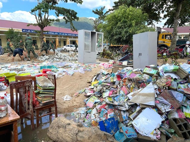 Một bộ sách thống nhất: Tìm giải pháp công bằng  thực hiện miễn phí sách giáo khoa - Ảnh 1.