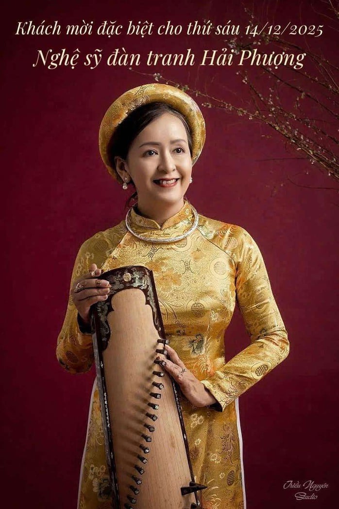 Nhạc sĩ Trần Mạnh Tuấn xúc động khi NSƯT Hải Phượng đồng hành 