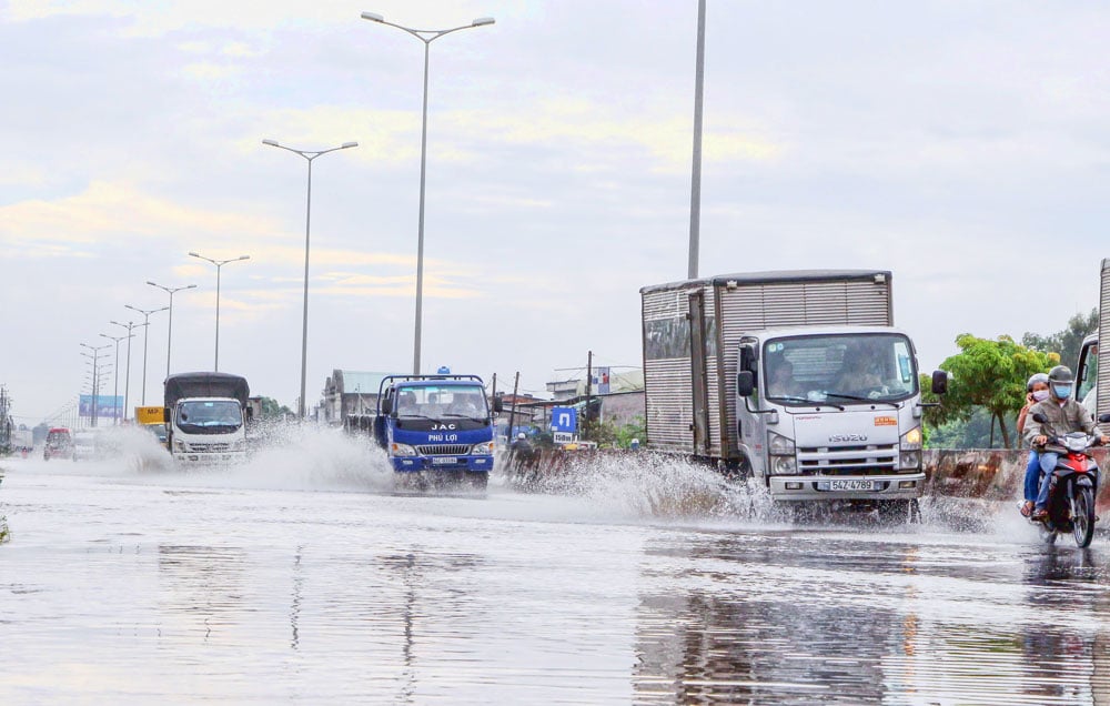 Mareele înalte afectează viața și producția oamenilor.