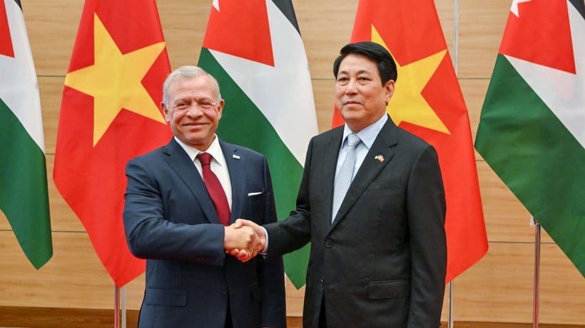 President Luong Cuong och kung Abdullah II Ibn Al-Hussein av Jordanien. (Foto: THUY NGUYEN)