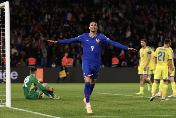 Franța a marcat în număr mare împotriva Ucrainei, câștigând un bilet la Campionatul Mondial din 2026 - Foto 6.