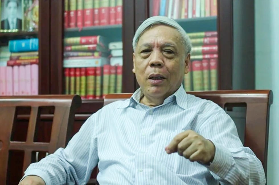 Захист ідеологічних основ партії є відповідальністю всього народу та армії - 4