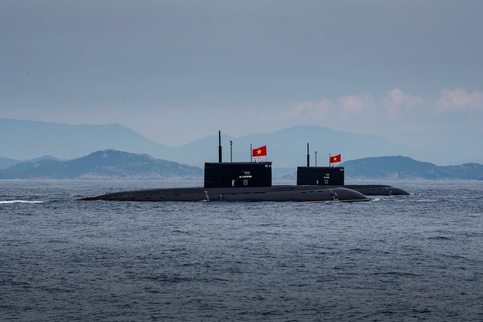 Захист ідеологічних основ партії є відповідальністю всього народу та армії - 5