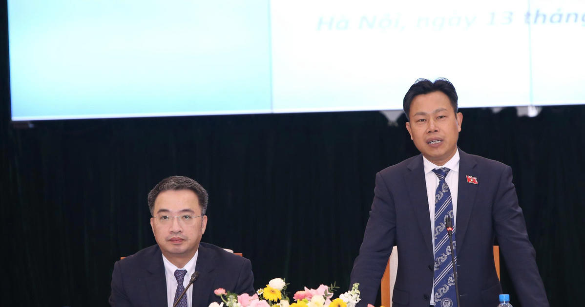 Lãnh đạo Bộ GD&ĐT tuyên dương 80 nhà giáo tiêu biểu vùng biên giới, hải đảo