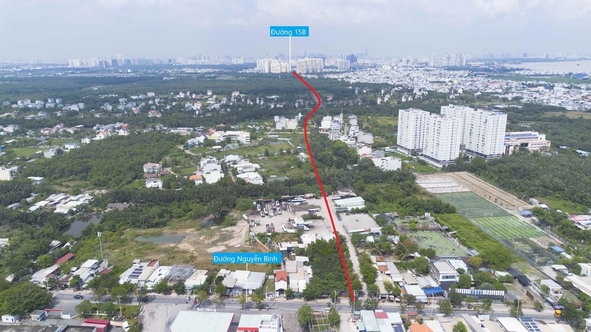 Proyek pembangunan Jalan Raya 15B disetujui untuk investasi oleh Dewan Rakyat Kota Ho Chi Minh pada tahun 2015.