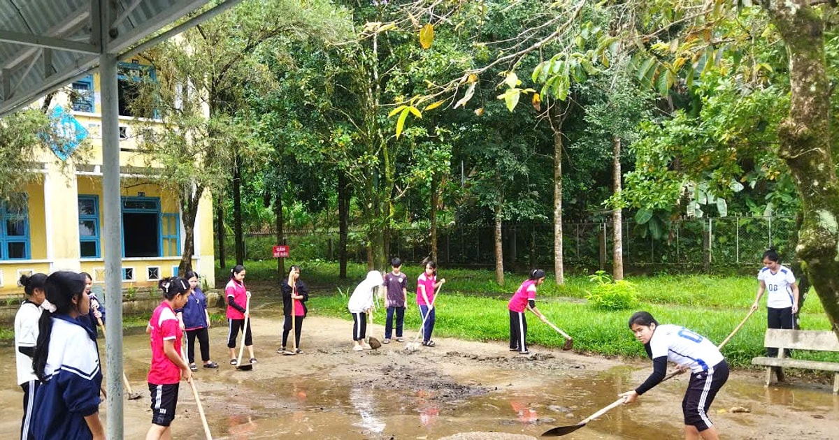 Rèn kỹ năng sống cho học trò vùng cao