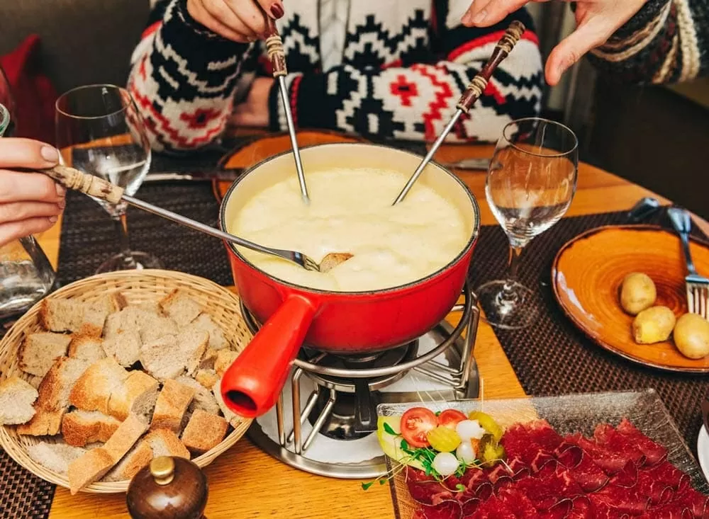 5 hidangan yang tidak boleh dilepaskan ketika melancong ke Eropah pada musim sejuk