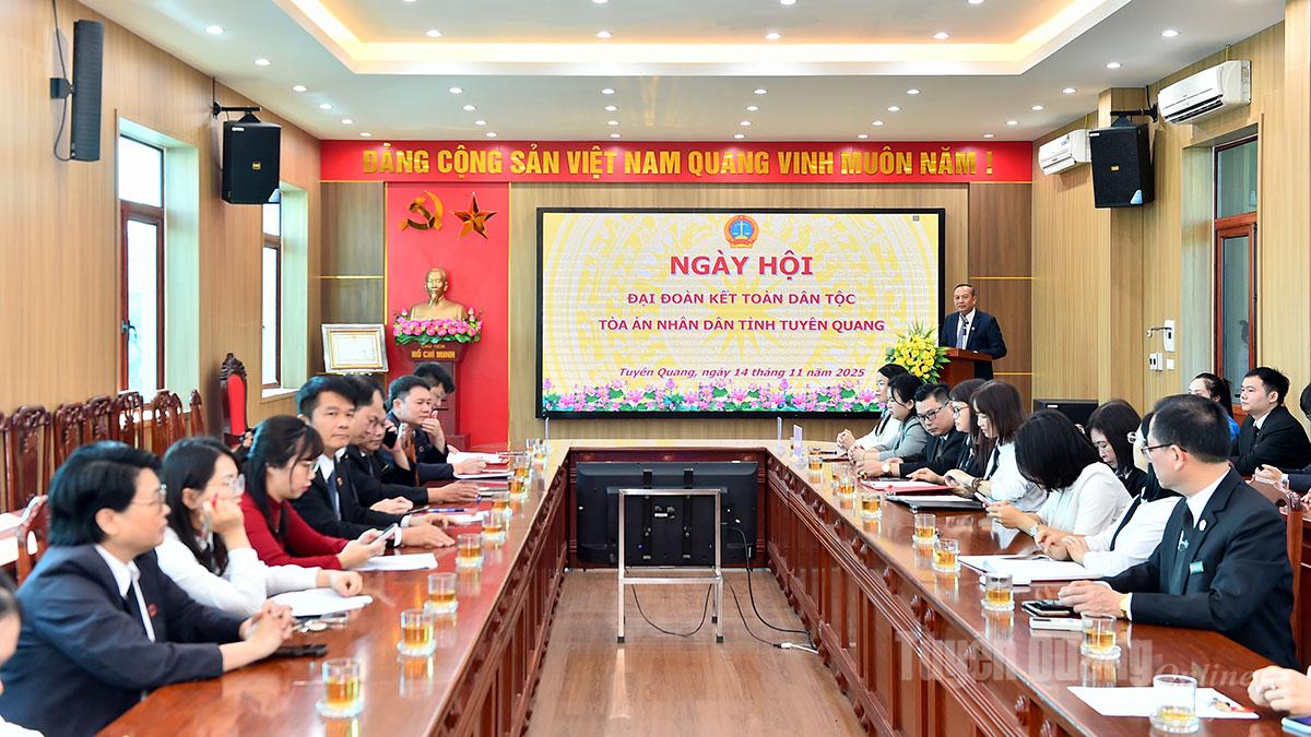 A küldöttek áttekintették a Vietnami Hazai Front hagyományait.