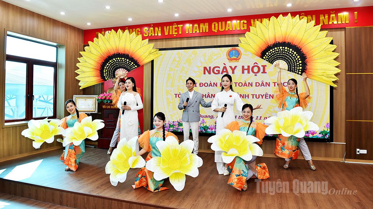 Előadás a Fesztiválon.