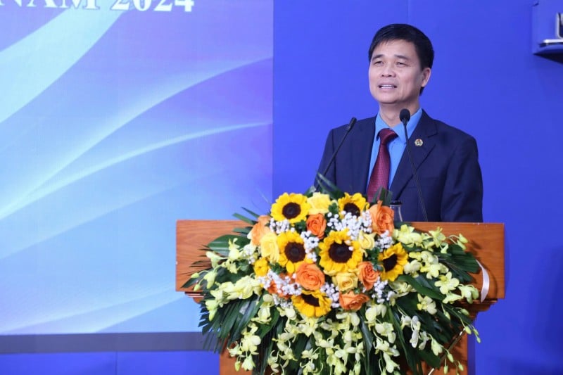 Ông Ngọ Duy Hiểu - Phó Chủ tịch Tổng Liên đoàn Lao động Việt Nam phát biểu tại buổi lễ. (Ảnh: T.L)