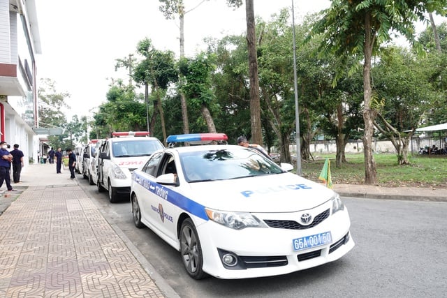 24-timmars kapplöpning för att hämta och transplantera organ från den första hjärndöda donatorn i Mekongdeltat - Foto 4.