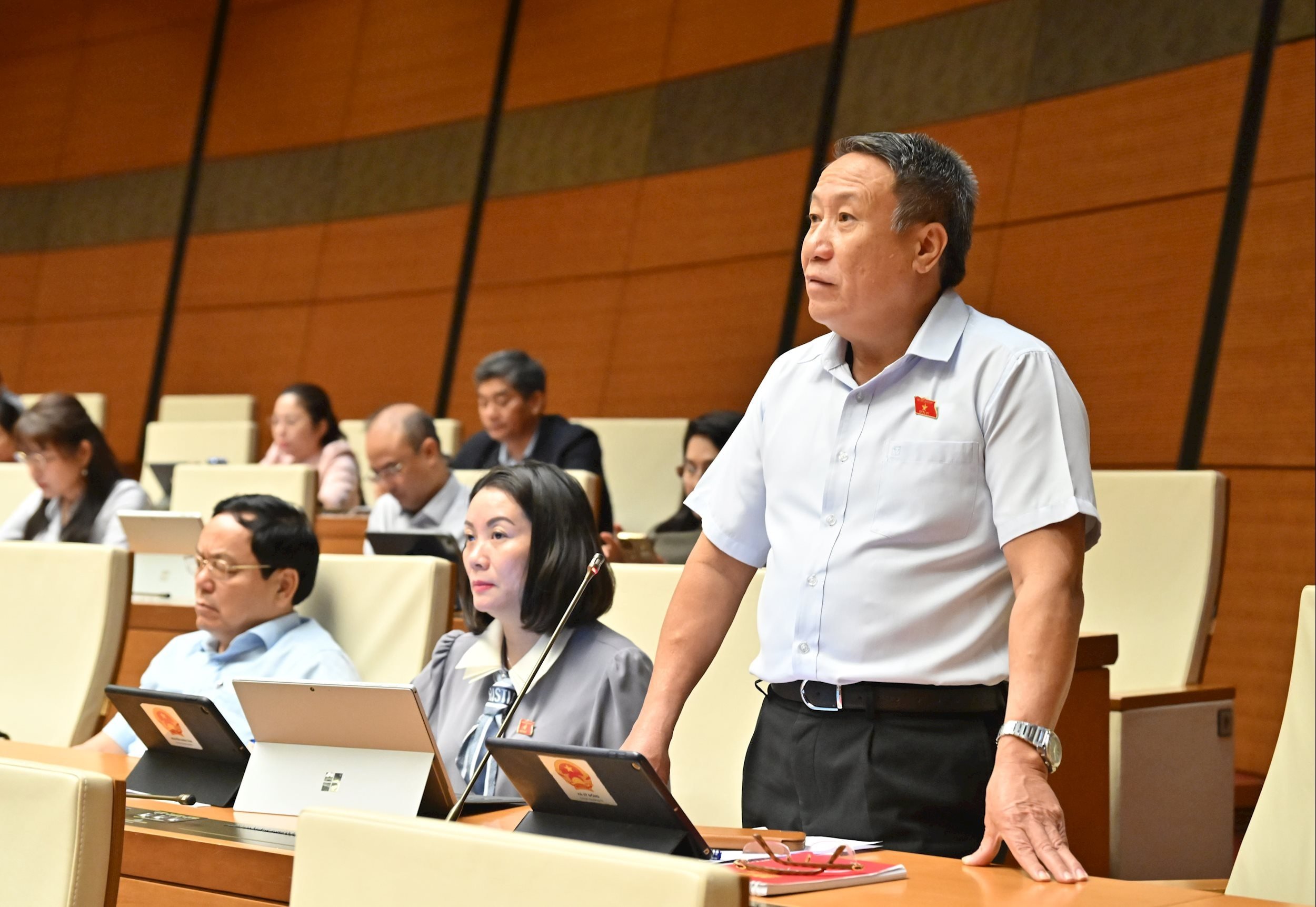 Afgevaardigde van de Nationale Assemblee Ha Sy Dong (Quang Tri)