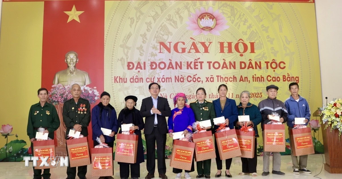 Phó Thủ tướng Hồ Quốc Dũng: Giữ truyền thống đoàn kết quý báu ở từng thôn xóm