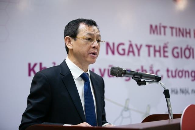 Vietnam telah membuat langkah besar di bidang perawatan dan pengobatan bayi prematur - Foto 2.