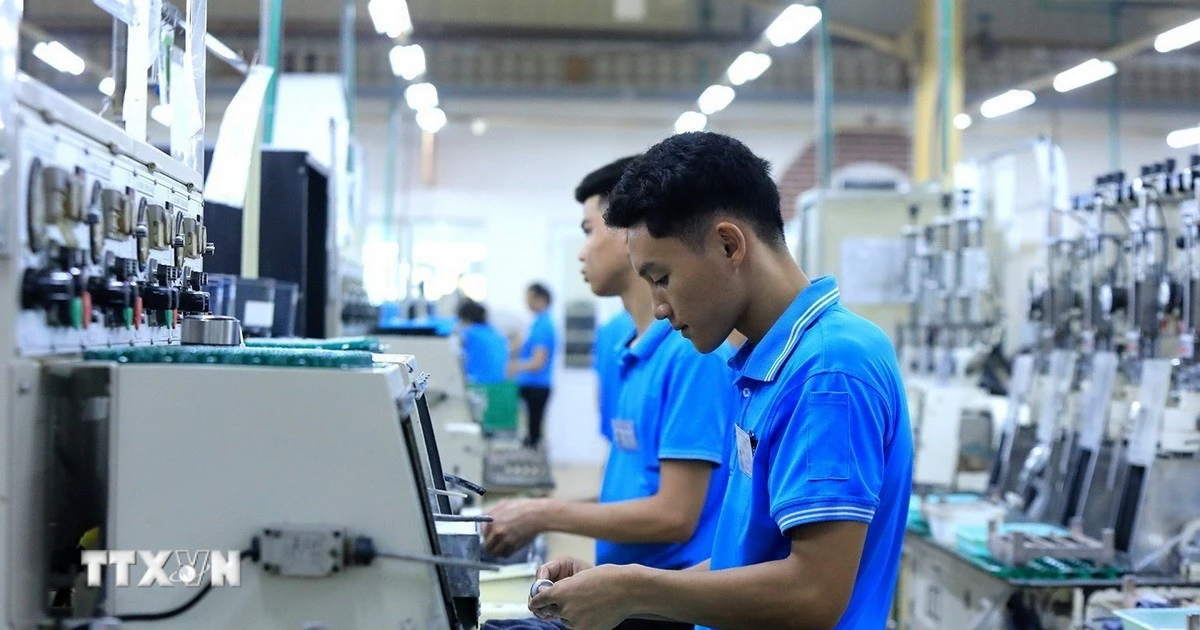 Đột phá về thể chế - nền tảng phát triển toàn diện và bền vững