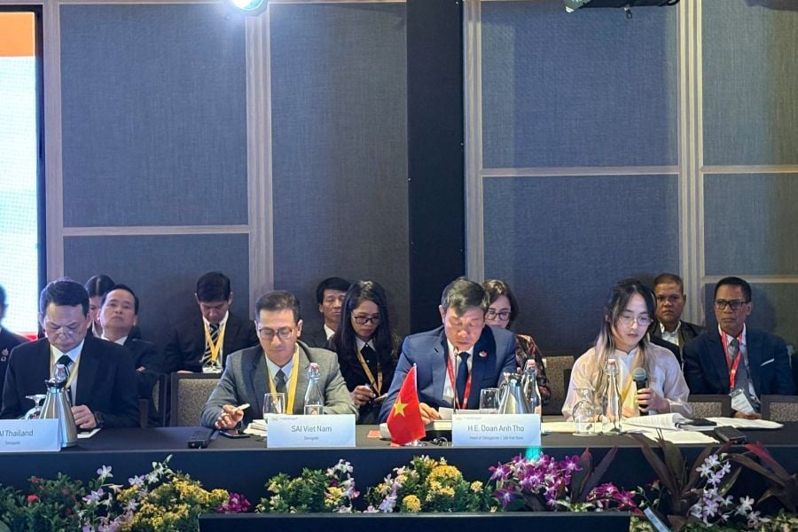 ចំណងជើងរូបថត