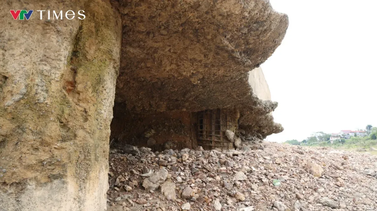 Trụ cầu sông Lô trơ lõi thép, trách nhiệm thuộc về ai? - Ảnh 1.