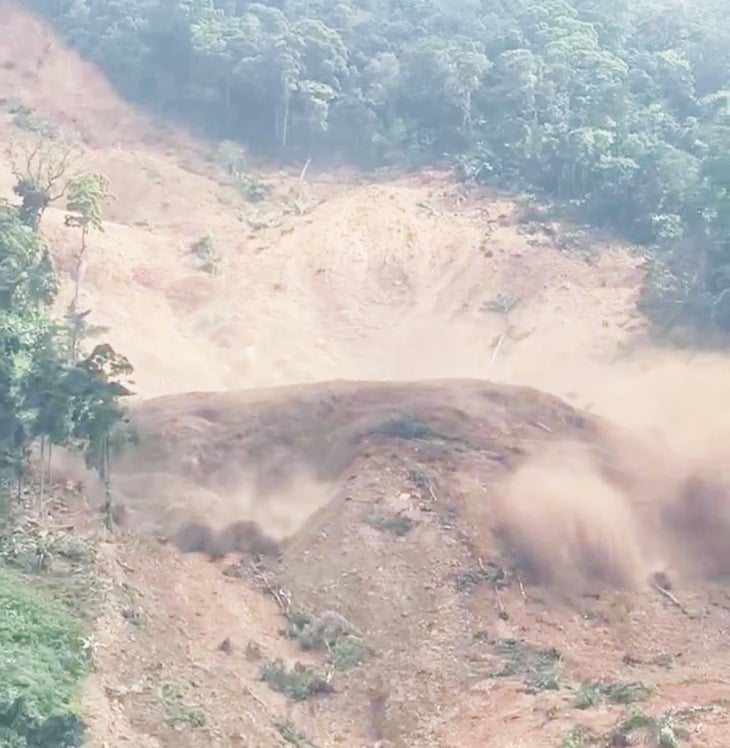 Vụ sạt lở núi ở Đà Nẵng: 3 người dân vẫn đang mất tích - Ảnh 3.