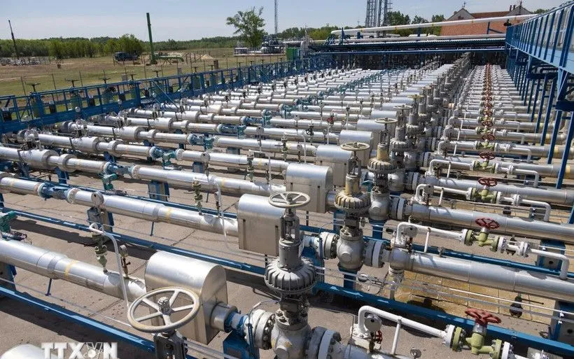 Một cơ sở dự trữ khí đốt ở châu Âu. (Ảnh: THX/TTXVN)