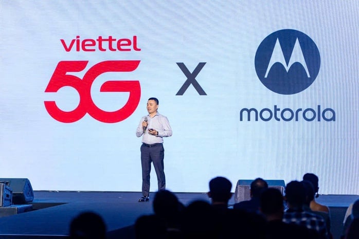 Motorola tái xuất ở Việt Nam cùng đối tác 5G Viettel  - Ảnh 1.
